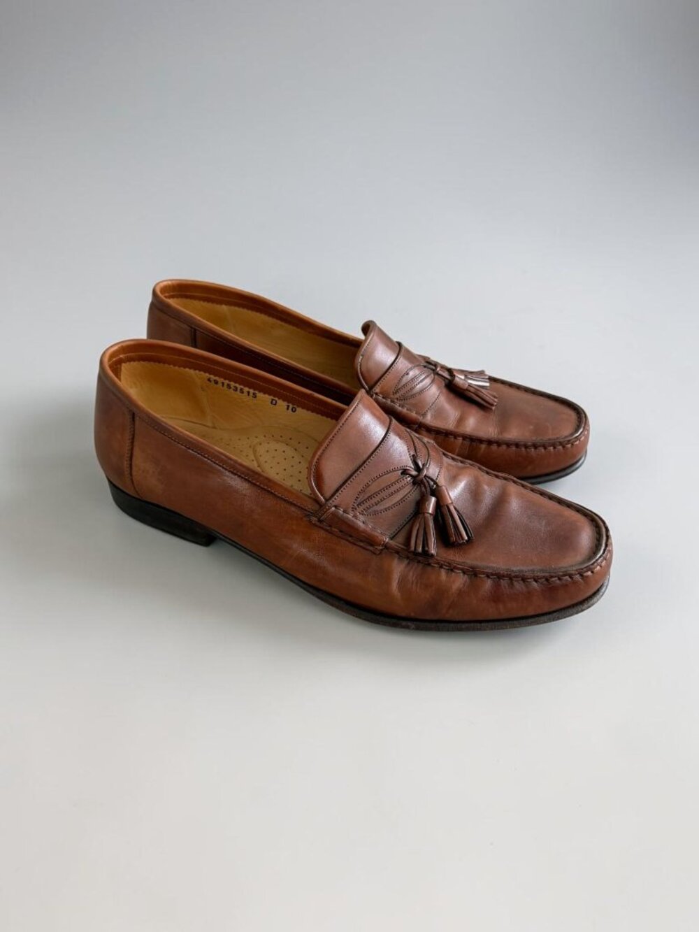 SANTONI Men’s Caramel Tan Leather Tassle Loafers Shoes Size 10
